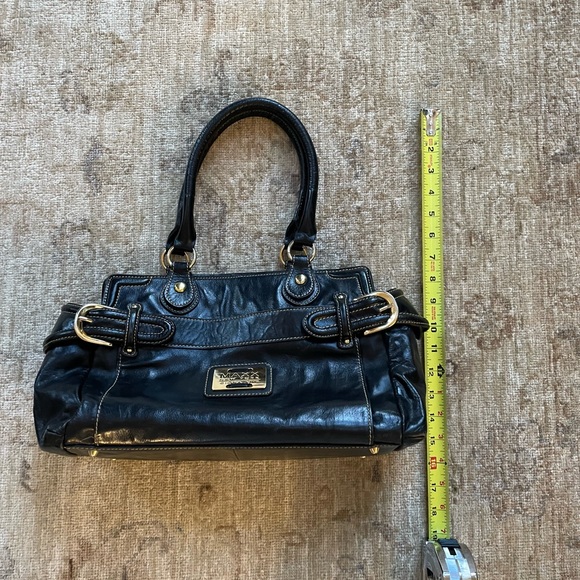 Vintage All Leather Bag. Totally 80s. - Picture 8 of 14